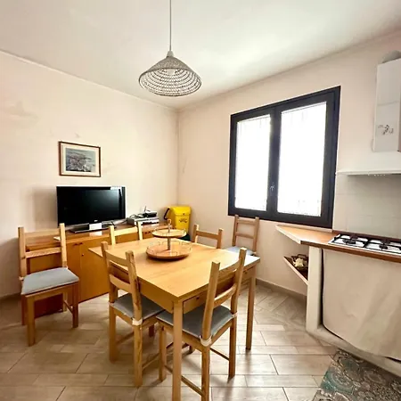 Glicine House Holiday home *